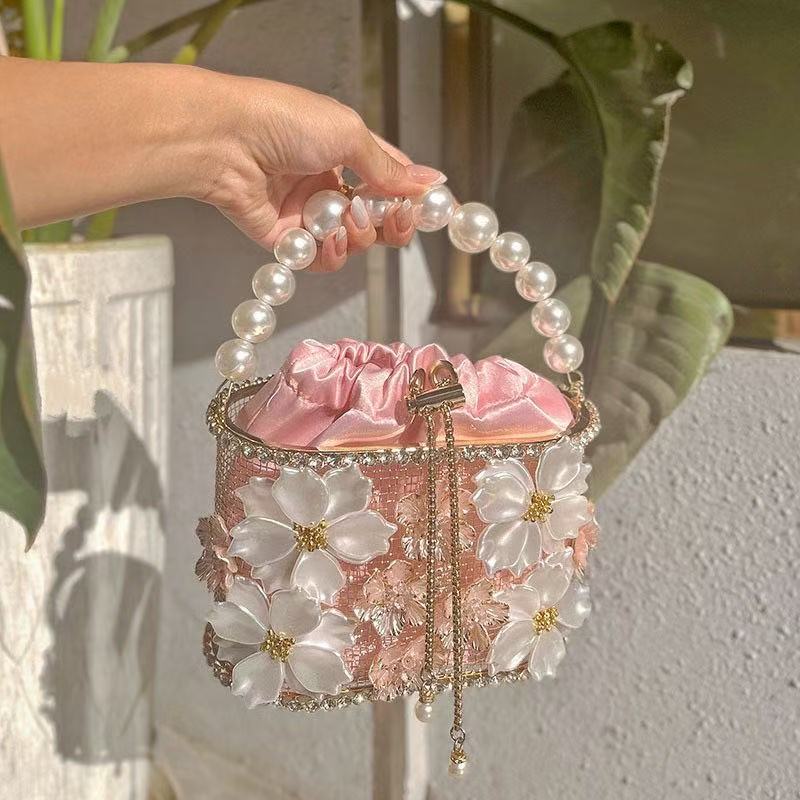 European and American retro sunflower birdcage handmade openwork sparkling non-iridescent diamond chain shopping basket bucket bag